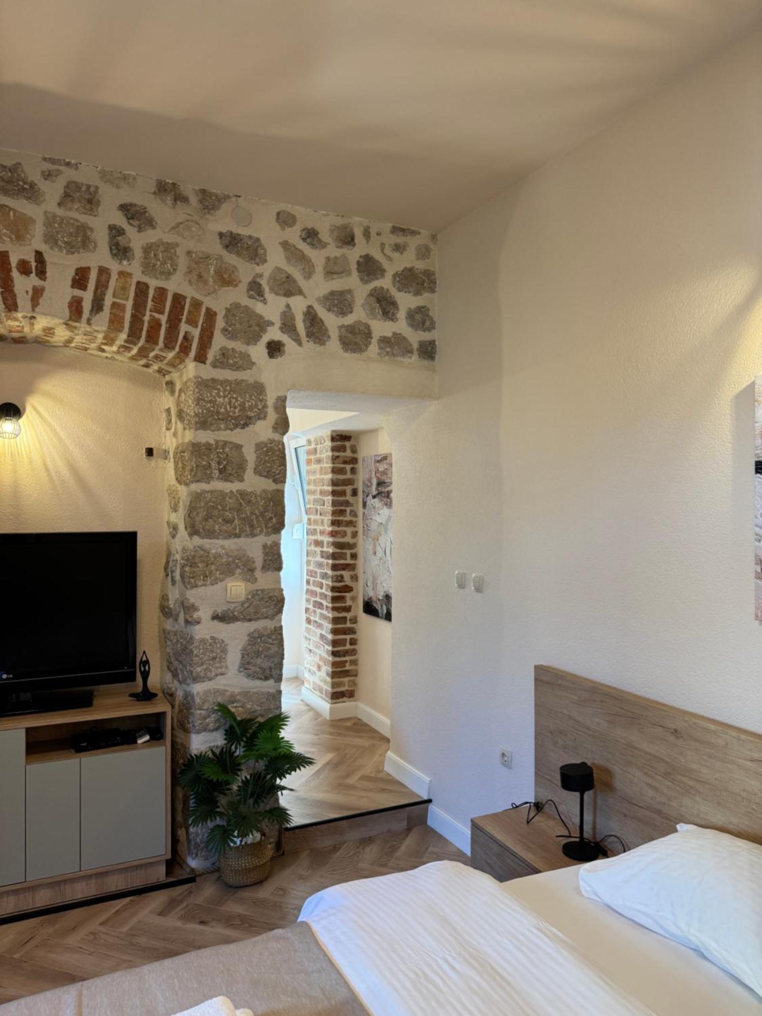 Apartments Marilu Kotor Exteriör bild