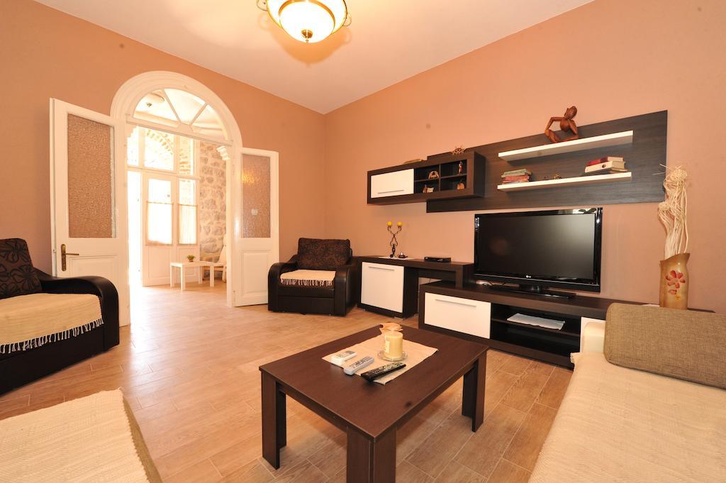 Apartments Marilu Kotor Rum bild