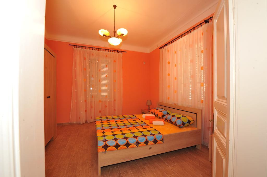 Apartments Marilu Kotor Rum bild