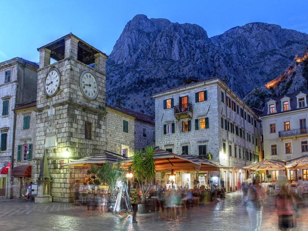 Apartments Marilu Kotor Exteriör bild